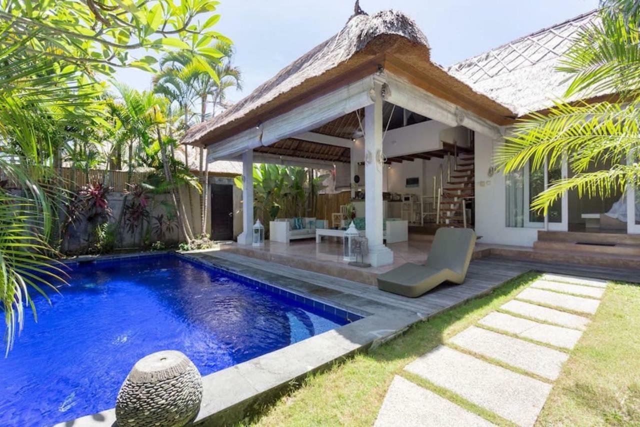 Villa Bliss A Paradise Of Three Independent Villas Canggu Buitenkant foto