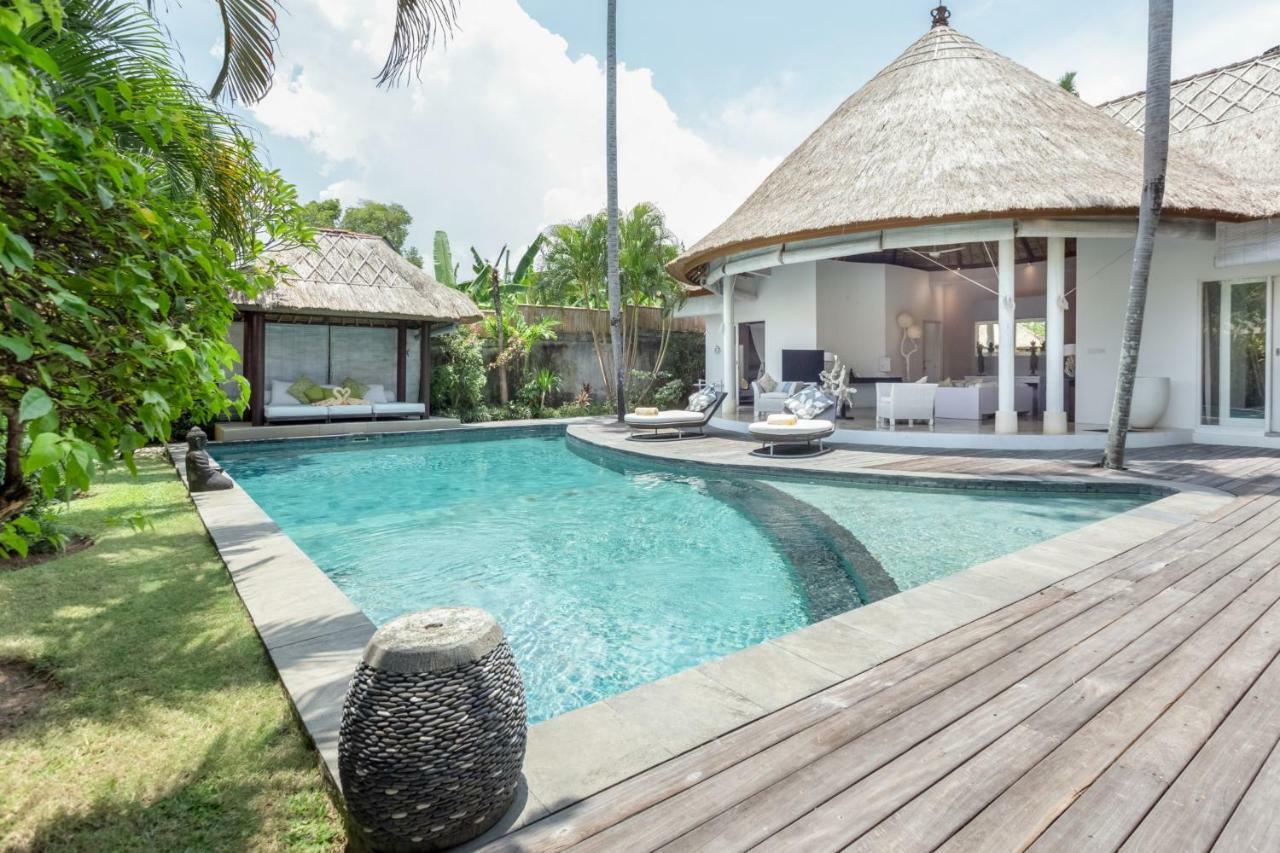 Villa Bliss A Paradise Of Three Independent Villas Canggu Buitenkant foto