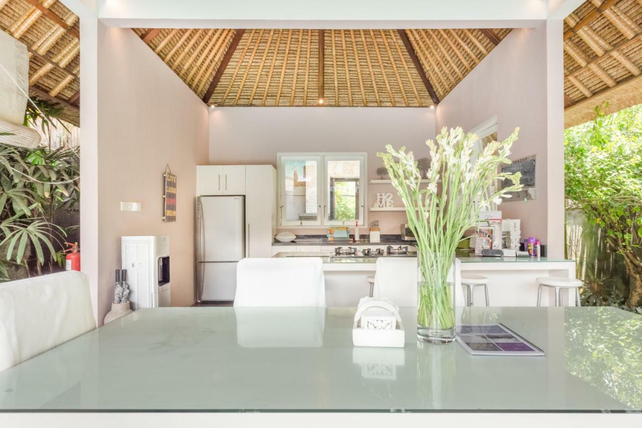 Villa Bliss A Paradise Of Three Independent Villas Canggu Buitenkant foto